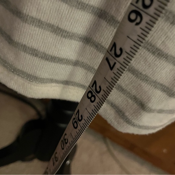 Very soft long sleeve top - Picture 5 of 8